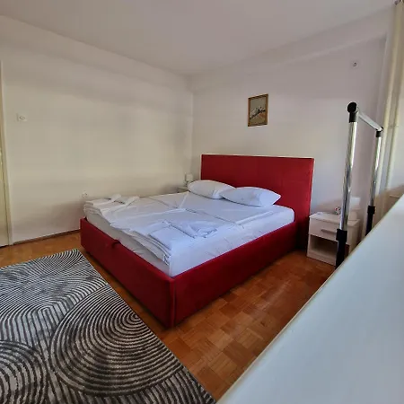 Διαμέρισμα Mi *